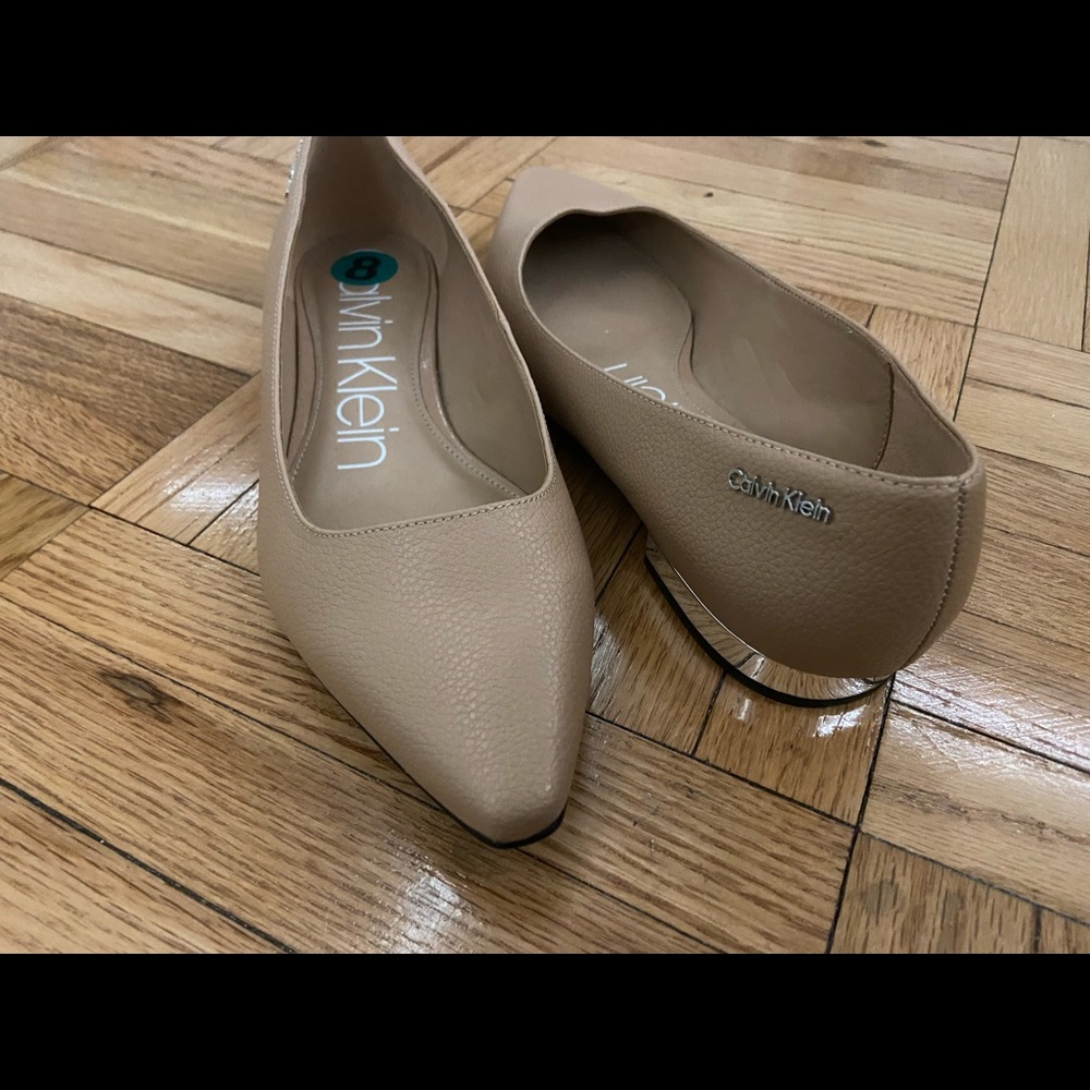 Calvin Klein tan flats